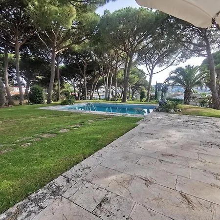 De Lujo Con Piscina, Jardin Y Vistas Al Mar, A 100m De La Playa En - Es-209-27 * S'Agaro
